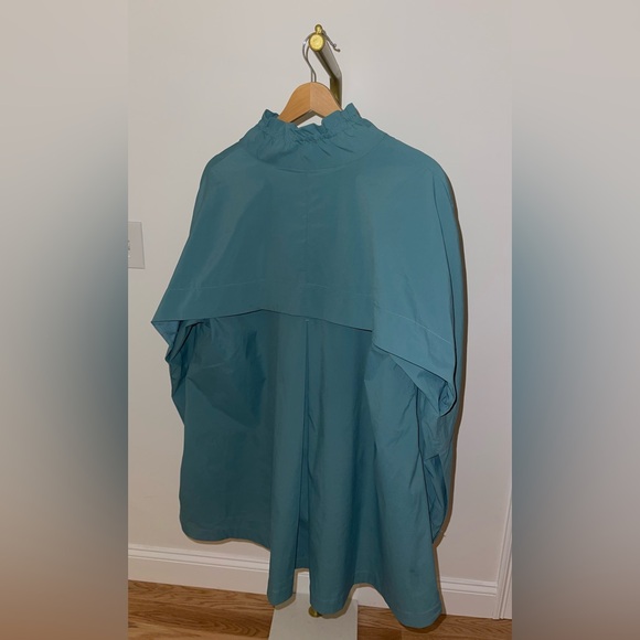 Athleta Advantage Poplin  Pullover Top - Picture 2 of 5